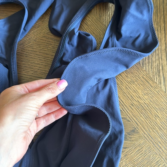 Ulla Johnson Evelina Ruffle Plunge One-Piece Swimsuit, Navy, Size Large, $380 - Picture 8 of 16